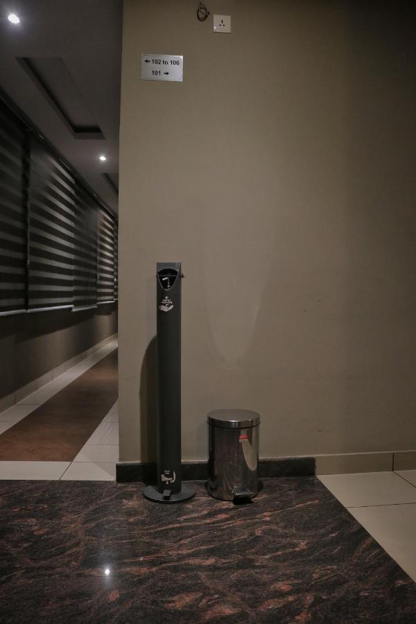 Hotel Priya Kottakkal ภายนอก รูปภาพ