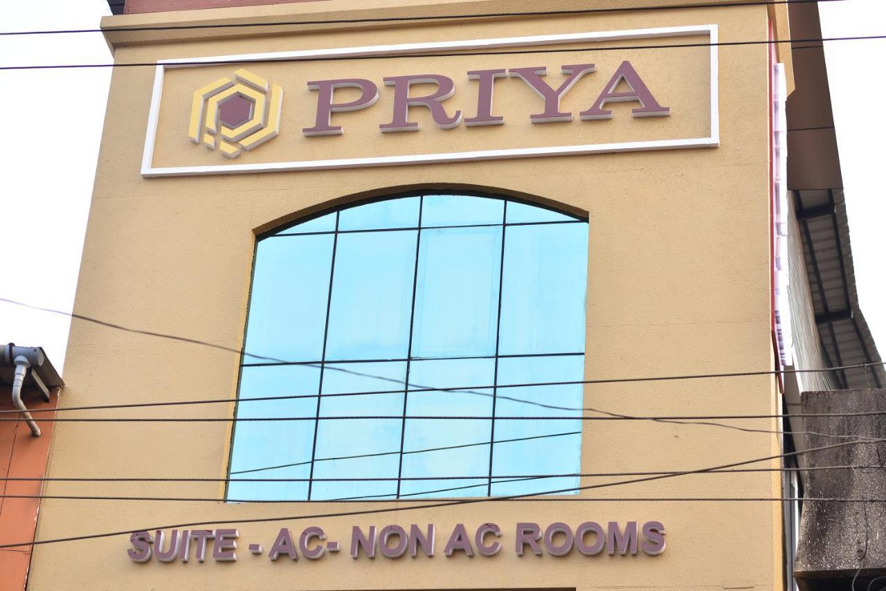 Hotel Priya Kottakkal ภายนอก รูปภาพ